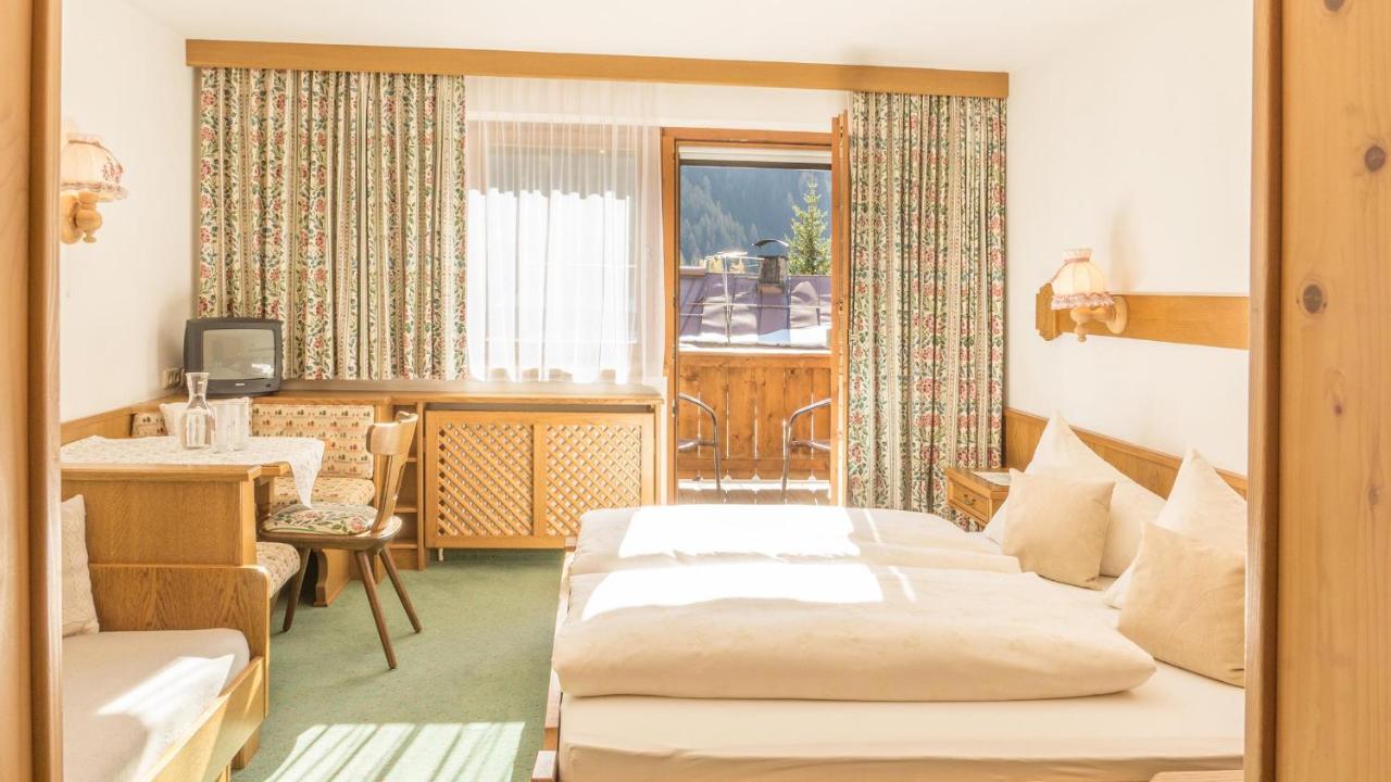 Bed and Breakfast Bellamonte Санкт-Антон-ам-Арльберг Экстерьер фото